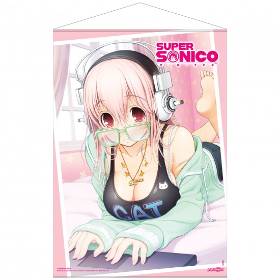 Super Sonico on her Laptop kangasjuliste